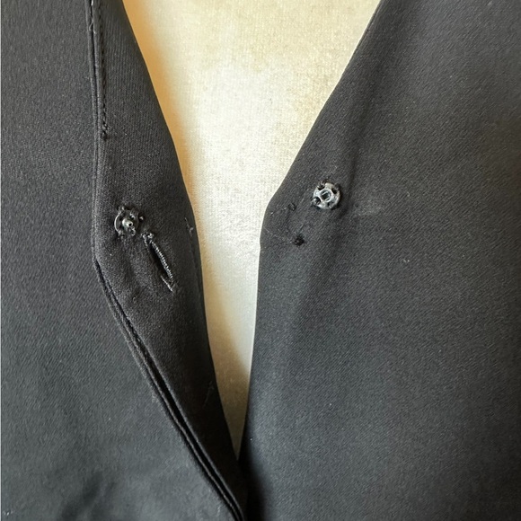 Tamara Mellon 100% Silk Cold Shoulder Top - Picture 6 of 7